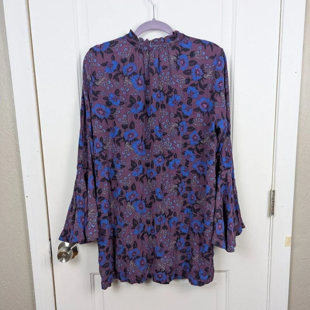 Free People | Purple Floral Bell Sleeve Tunic Blouse Size Small